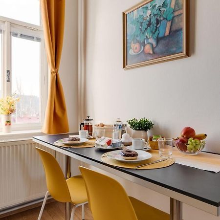 Sunshine Apartment Near The City Center Prag Eksteriør billede