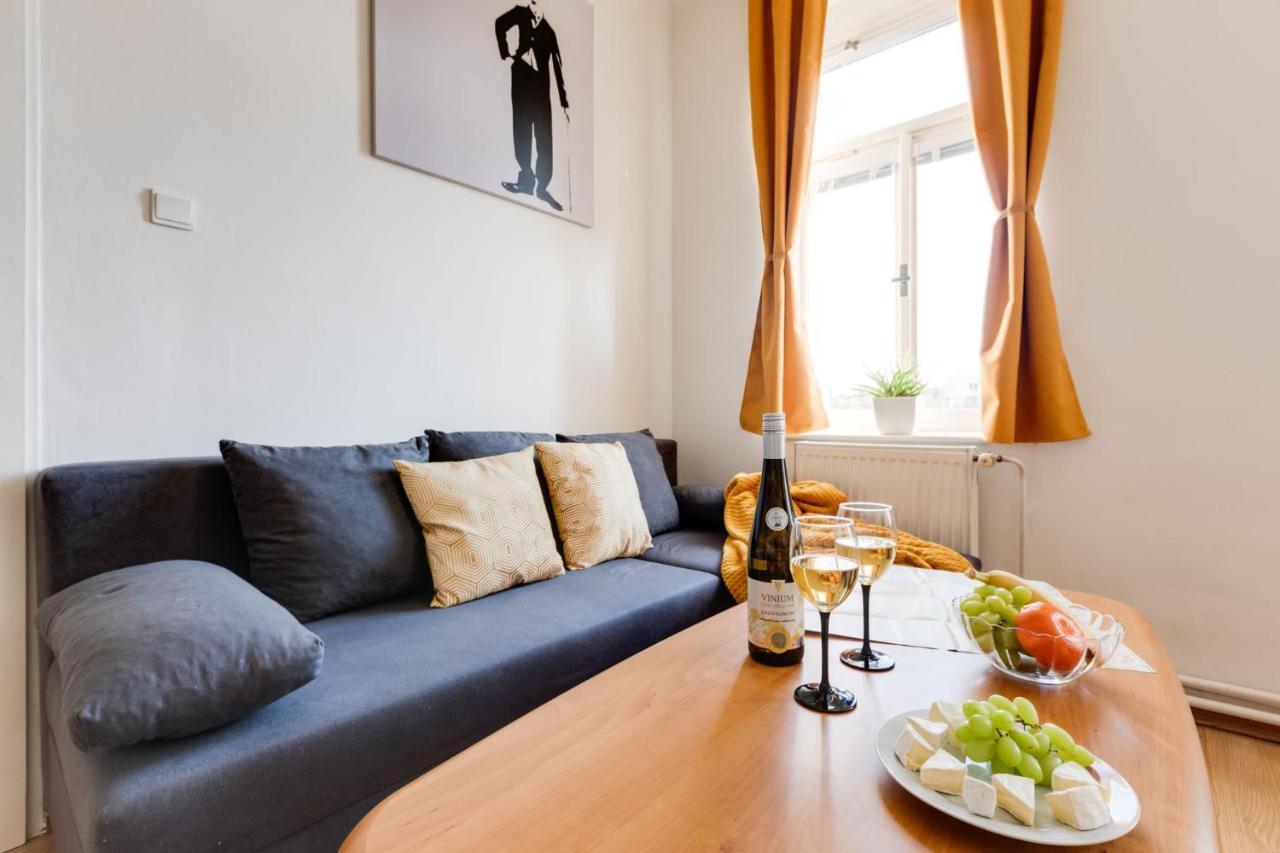 Sunshine Apartment Near The City Center Prag Eksteriør billede