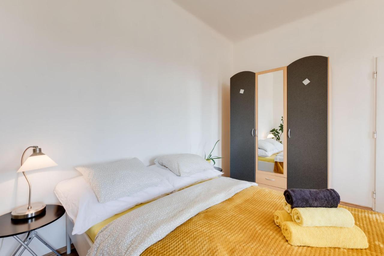 Sunshine Apartment Near The City Center Prag Eksteriør billede
