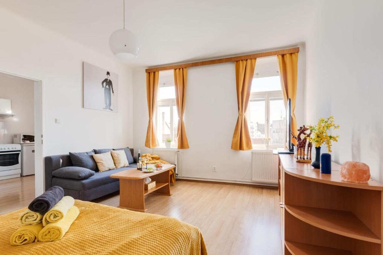 Sunshine Apartment Near The City Center Prag Eksteriør billede