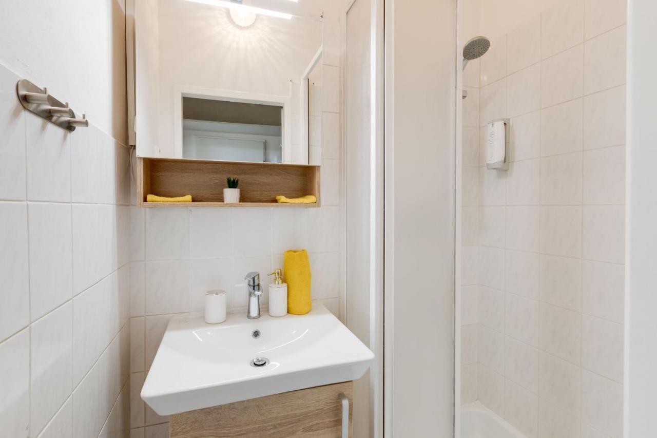 Sunshine Apartment Near The City Center Prag Eksteriør billede