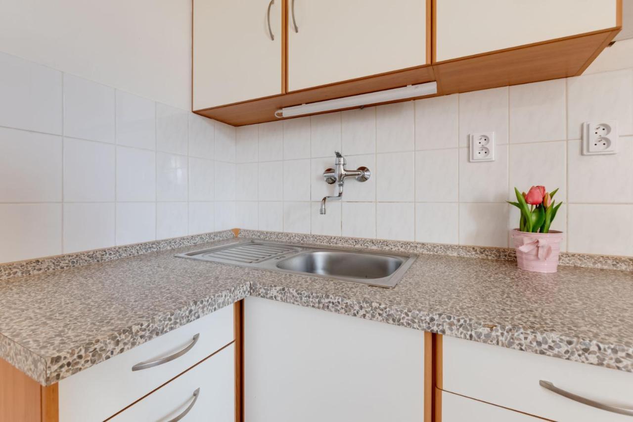Sunshine Apartment Near The City Center Prag Eksteriør billede
