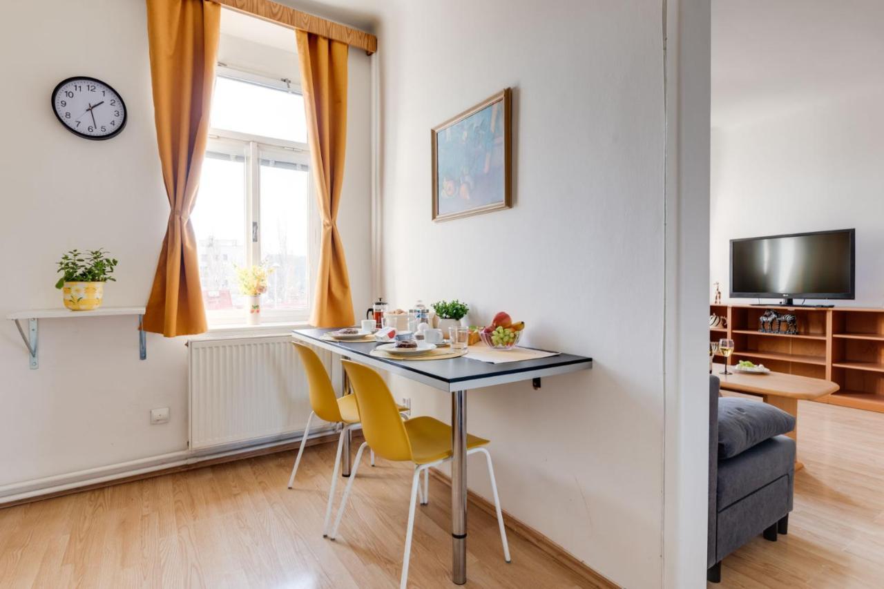 Sunshine Apartment Near The City Center Prag Eksteriør billede